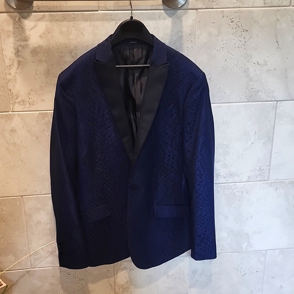 JF J.Ferrar slim mens suit jacket Navy snake print with black